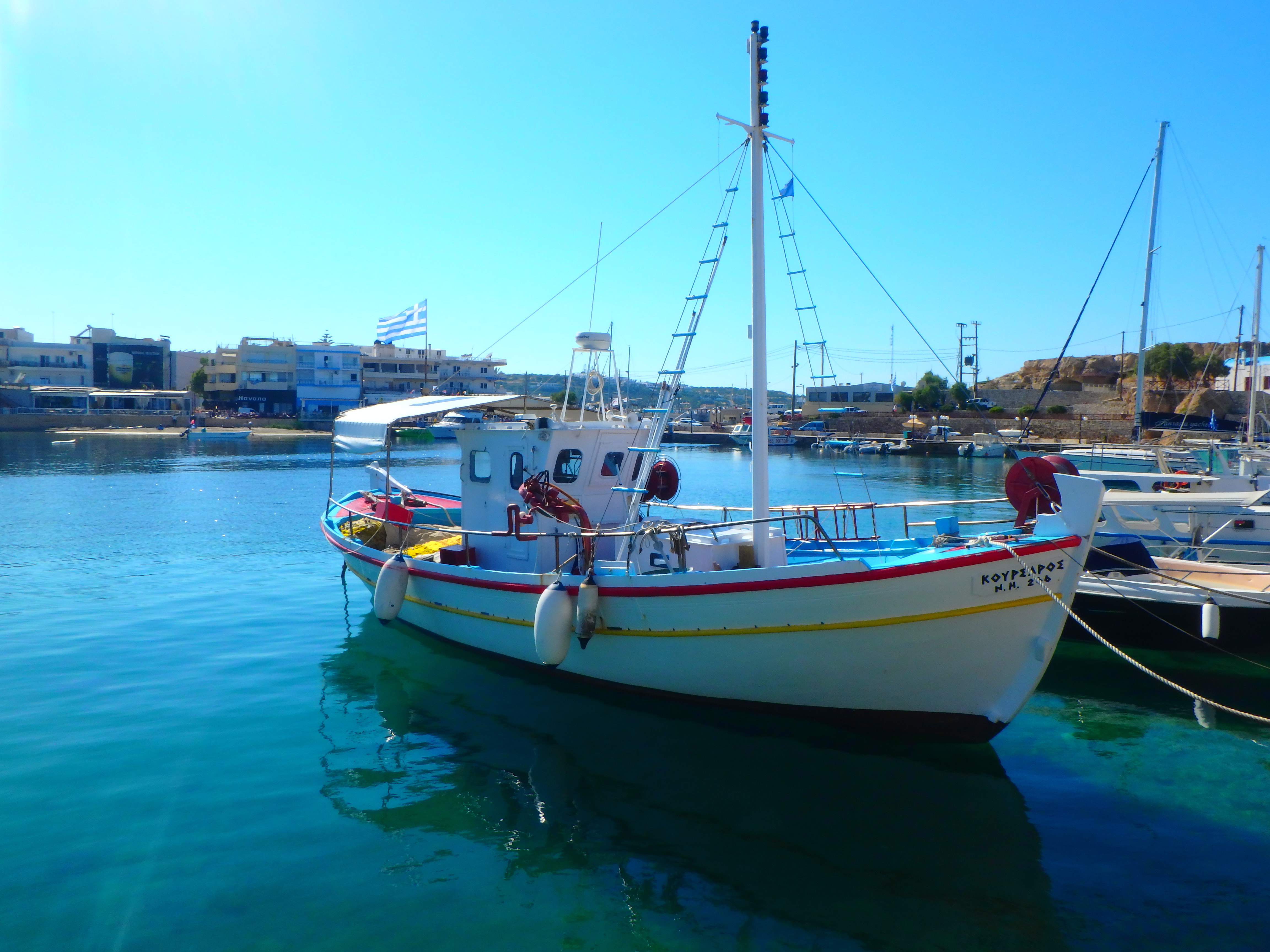 boat safari crete