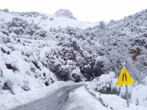 Winter+Mountans+Crete+Snow