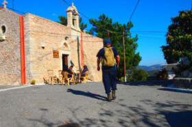 Walking on Crete holiday