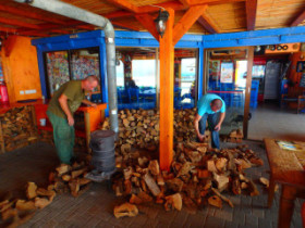 Wood on Cret