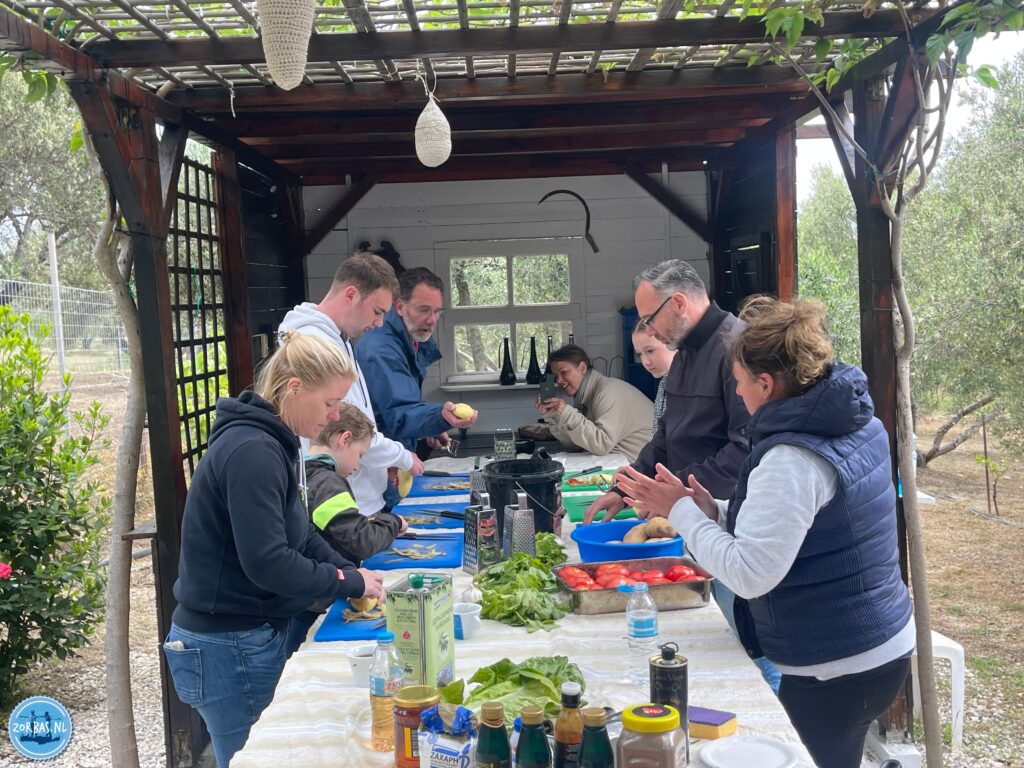 Want to learn how to cook Cretan recipes? Join us for the multiple day cooking workshop from Zorbas Island in Kokkini Hani