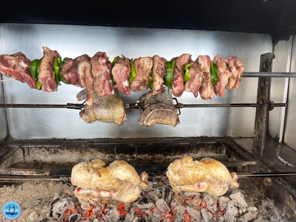 The Cretan traditional diet usually includes meat dishes featuring local lamb, chicken or pork. As Crete is an island, there’s also plenty of fresh fish on the menu.