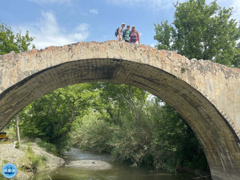 The Old Venetian Bridge of Preveli is a historic 18th-century stone arch bridge located near the Kato (Lower) Preveli Monastery in southern Crete, spanning the Megalopotamos River (Great River). It is a popular, picturesque landmark often used as a starting point for hiking to the famous Preveli Palm Beach